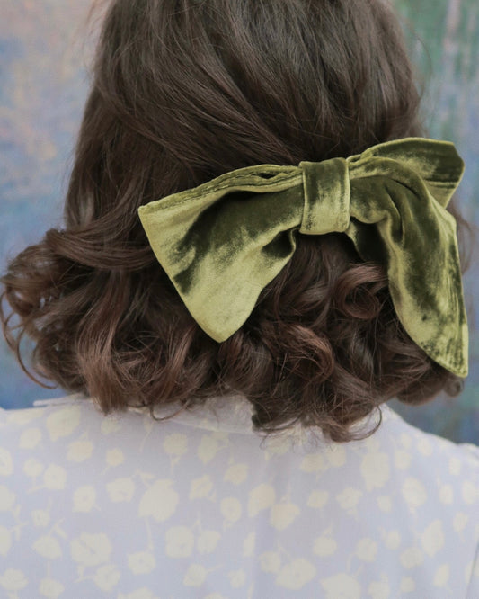 Lichen Hair Bow